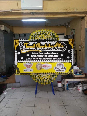 Papan Bunga di Daleman Nguter